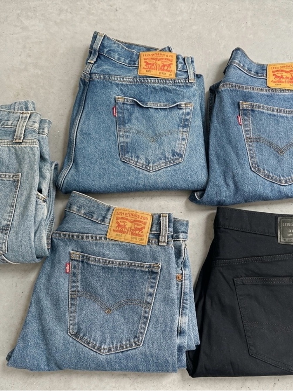 Levi's Men's Blue and Black Straight Jeans - Classic Denim Pack